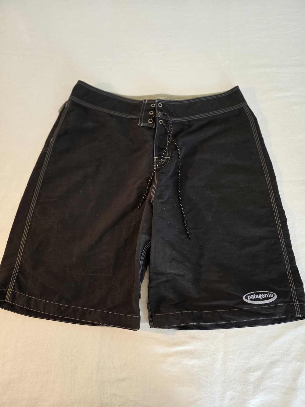 Vintage Patagonia Men’s Black Board Shorts